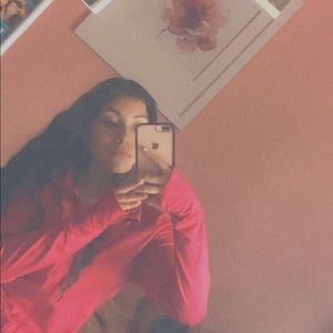 Meet your Posher, Yureli